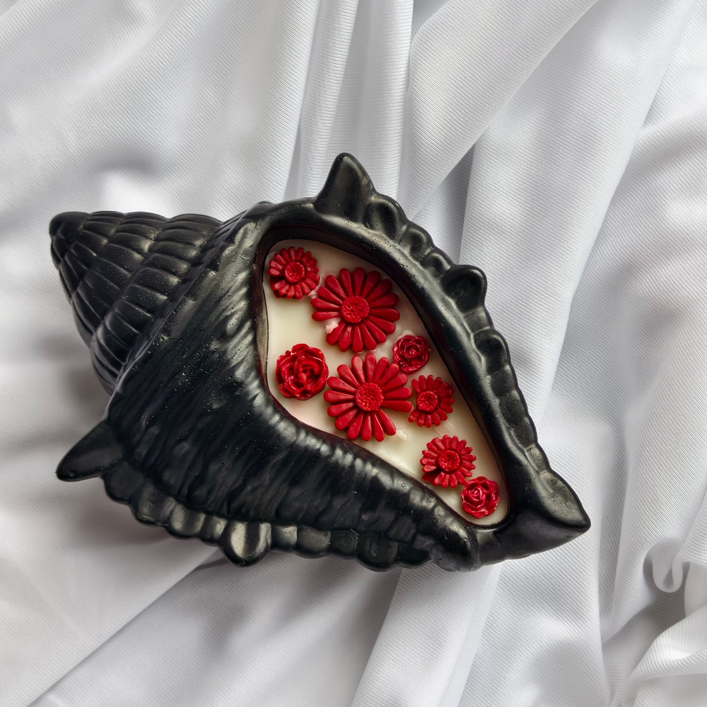 Midnight Blossom Shell Candle