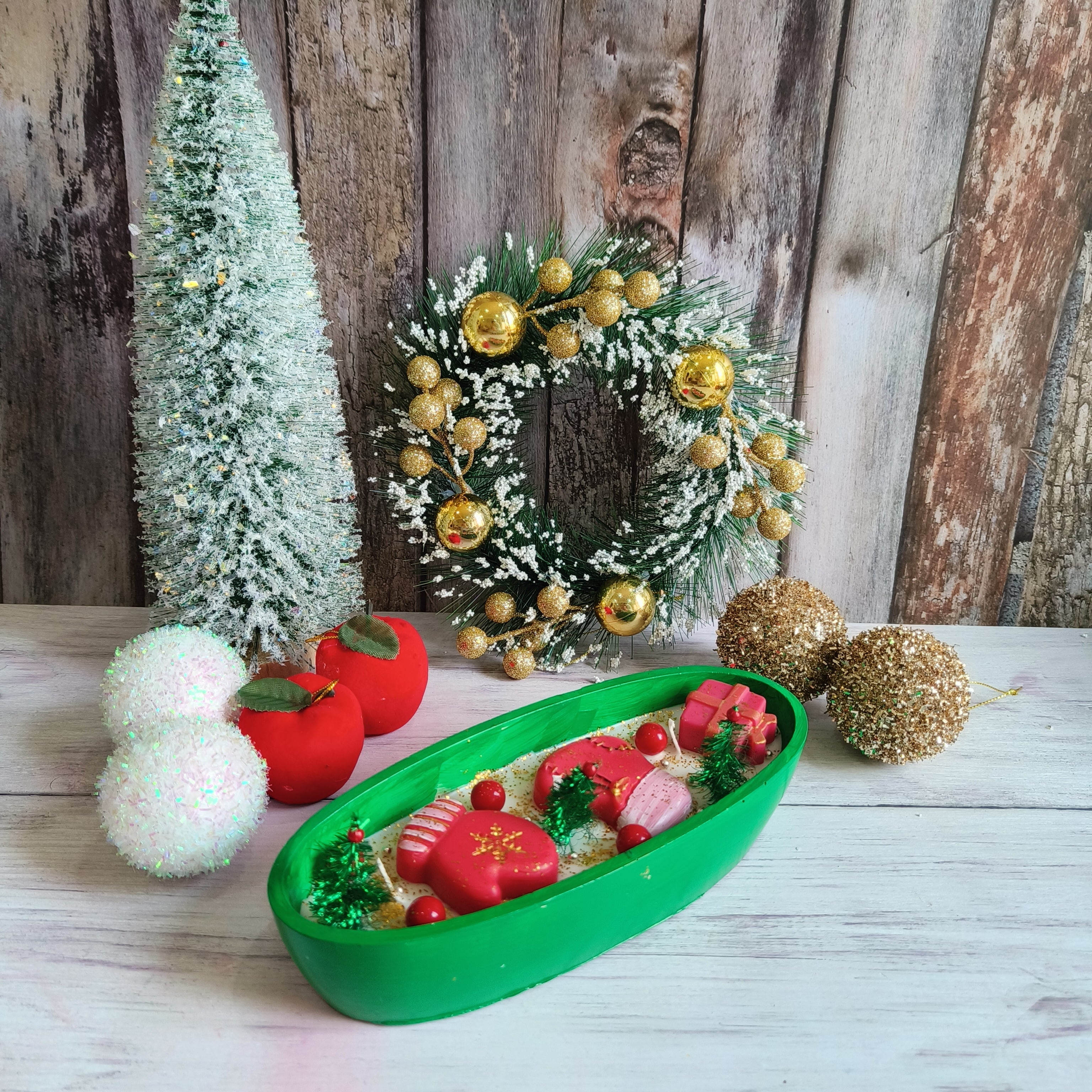Santa's sleigh | Christmas Themed Boat Candle