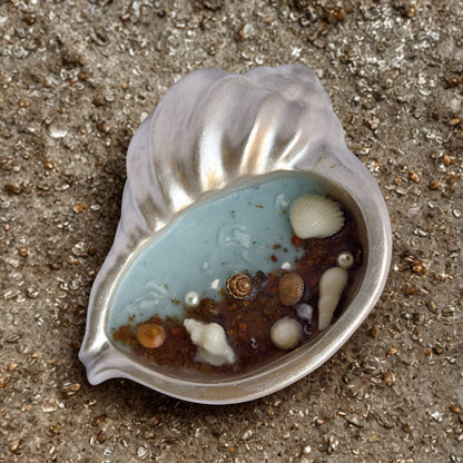 SHAMA's Beach vibe Shell Candle with real Seashells