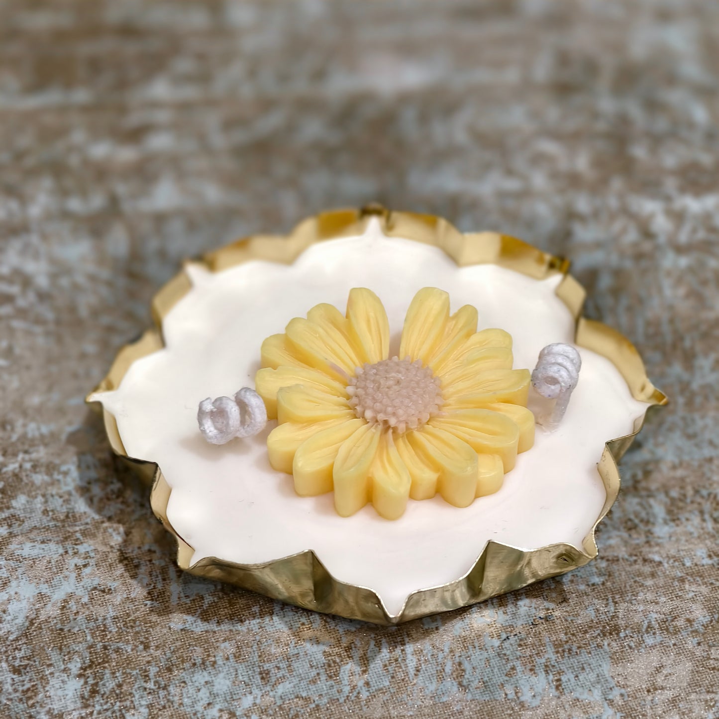 Sunflower Candle in Lotus Plate – Eco-Friendly Decorative Gift