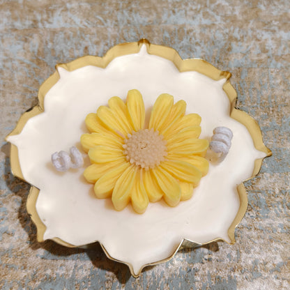 Sunflower Candle in Lotus Plate – Eco-Friendly Decorative Gift