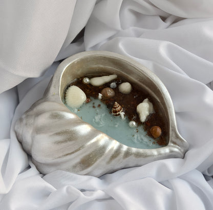 SHAMA's Beach vibe Shell Candle with real Seashells