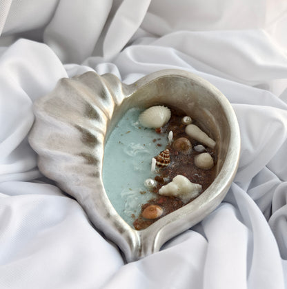 SHAMA's Beach vibe Shell Candle with real Seashells