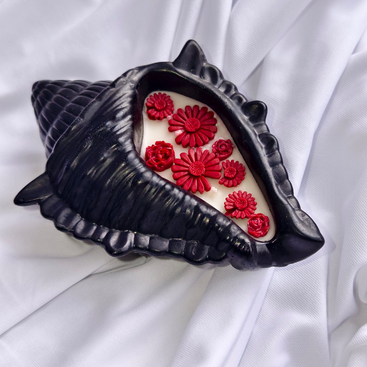 Midnight Blossom Shell Candle