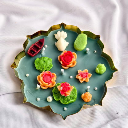 Lotus Pond-Themed Soy Wax Candle Bowl