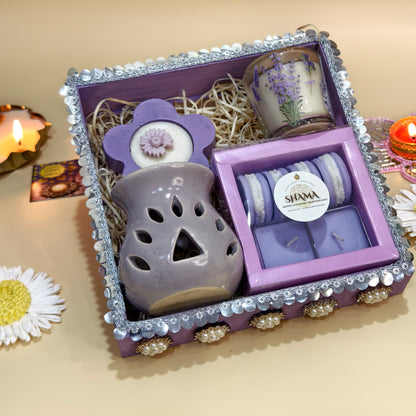 Divine Glow Diwali Gift Hamper – Handmade Candle & Aromatherapy Set