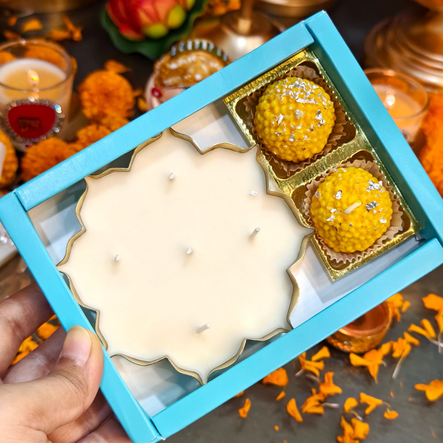 Festive Candle Gift Box – 2 Motichoor Laddu & a scented Urli