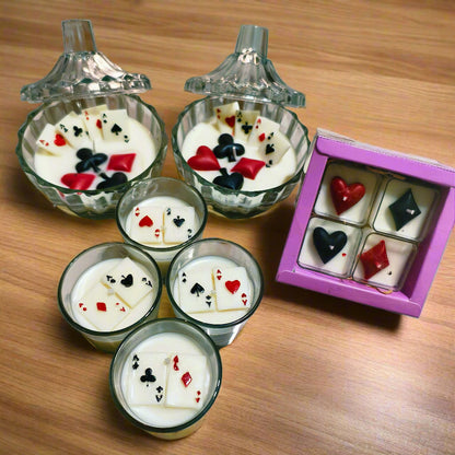 House of Cards – Festive Poker Candle Set