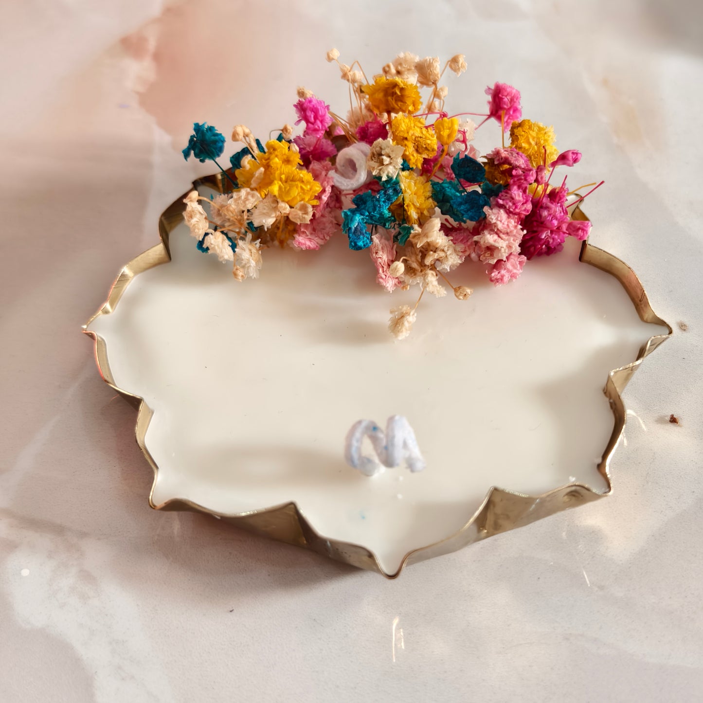 Botanical Glow Urli Candle