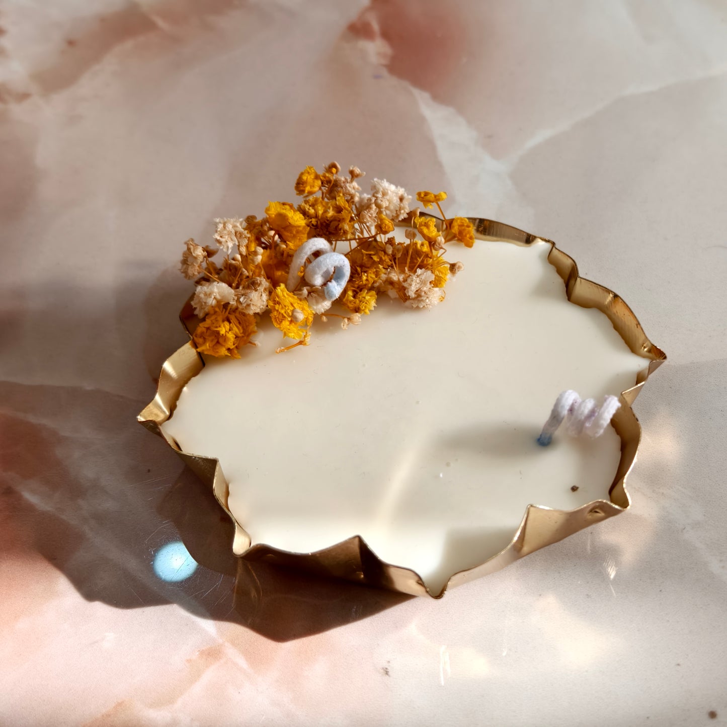 Botanical Glow Urli Candle