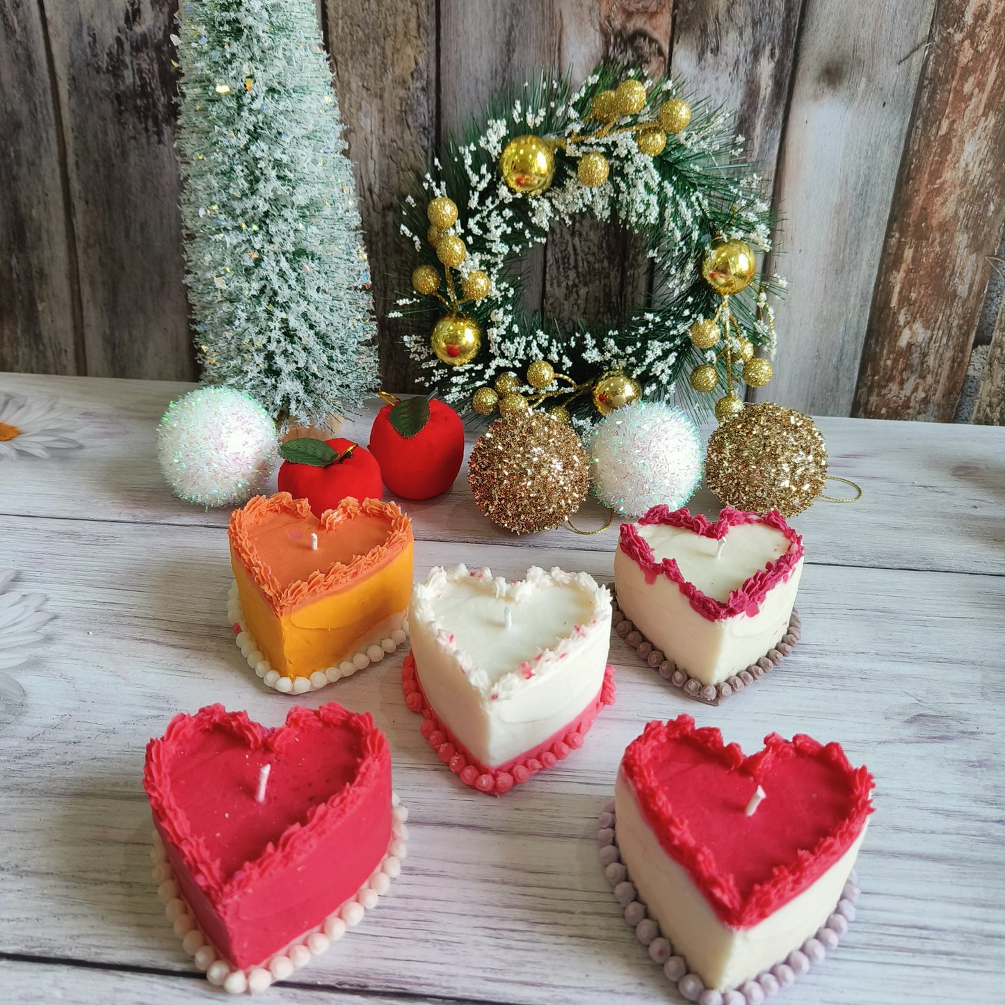 Vivid Heart Candles - Xmas Romance