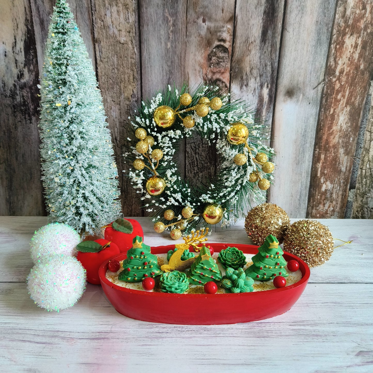 Santa's sleigh  | Christmas Themed Boat Candle